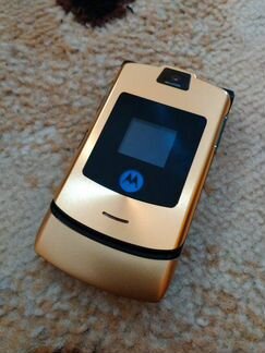 Новый в коробке телефон Motorola V3i Gold оригинал