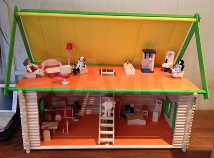 Домик для кукол