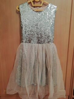 Нарядное платье