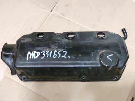 Крышка клапанов Mitsubishi Pajero, Delica