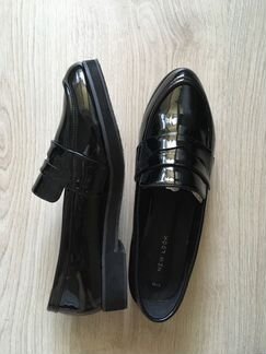 Лаковые лоферы new look
