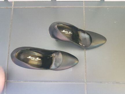 Туфли женские на каблуке