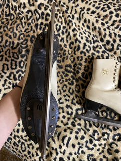 Коньки фигурные