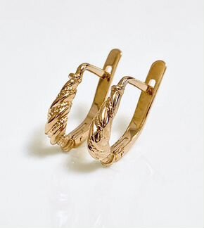 Золотые серьги