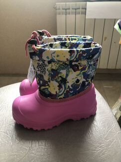 Новые резиновые сапоги