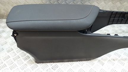 Центральная консоль Toyota Camry V70 viii