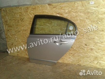 Дверь задняя левая Honda Civic 4D