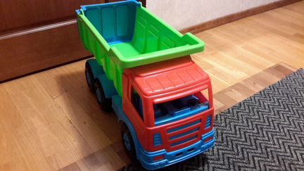 Грузовик детская машина