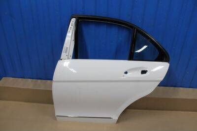 W204 задняя левая дверь w204 дверь Задняя c204