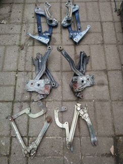 Петля крепления капота на Мерседес W123.124.126
