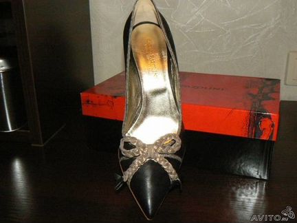 Туфли женские (новые ) carlo pazolini Италия