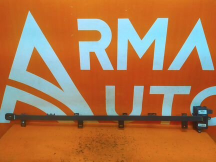 Датчик защиты пешеходов передний Genesis G70 1