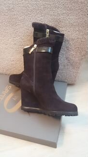 Зимние полусапожки замшевые