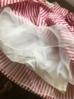 Шикарное платье платье фирмы Simonetta