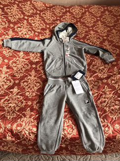 Спортивный костюм