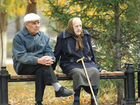 Уход за пожилыми людьми старше 80 лет