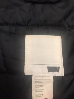 Куртка женская Levies, размер M. Оригинал