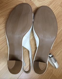 Новые босоножки р.41